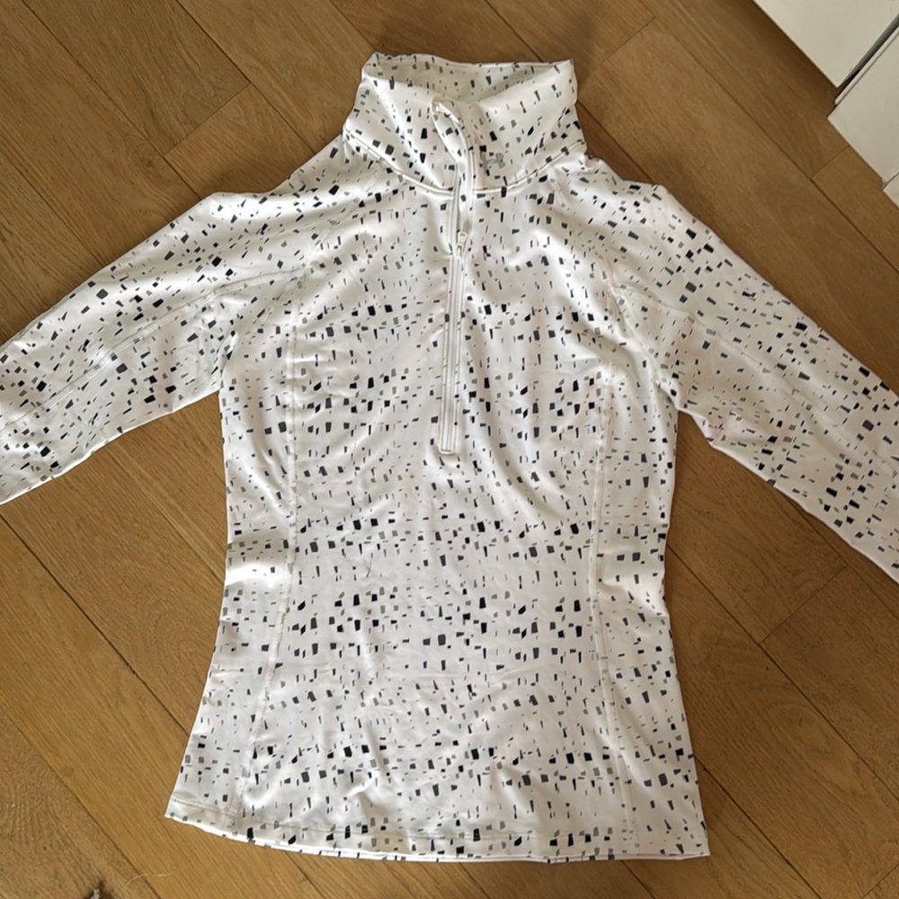 NWT Women’s Under Armour 1/4 Zip - Picture 4 of 4
